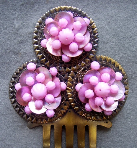 Vintage hair comb peineta Spanish mantilla style hair accessory (AAH)
