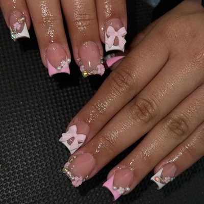 Künstliche Nagelset Press On Nails 24 Stück French Square Nägel Frauen