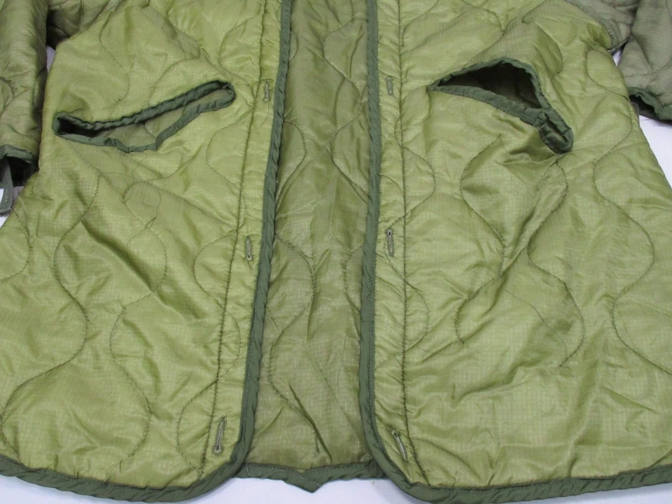 USGI OLIVE DRAB DESERT NIGHT CAMOUFLAGE PARKA QUILTED WOOBIE JACKET LINER - Image 4 of 4
