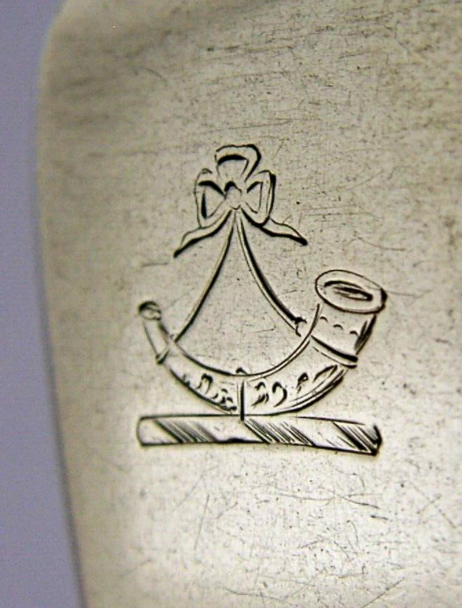 58g WILLIAM IV STERLING SILVER 'HUNT' FAMILY CRESTED SAUCE GRAVY LADLE 1836