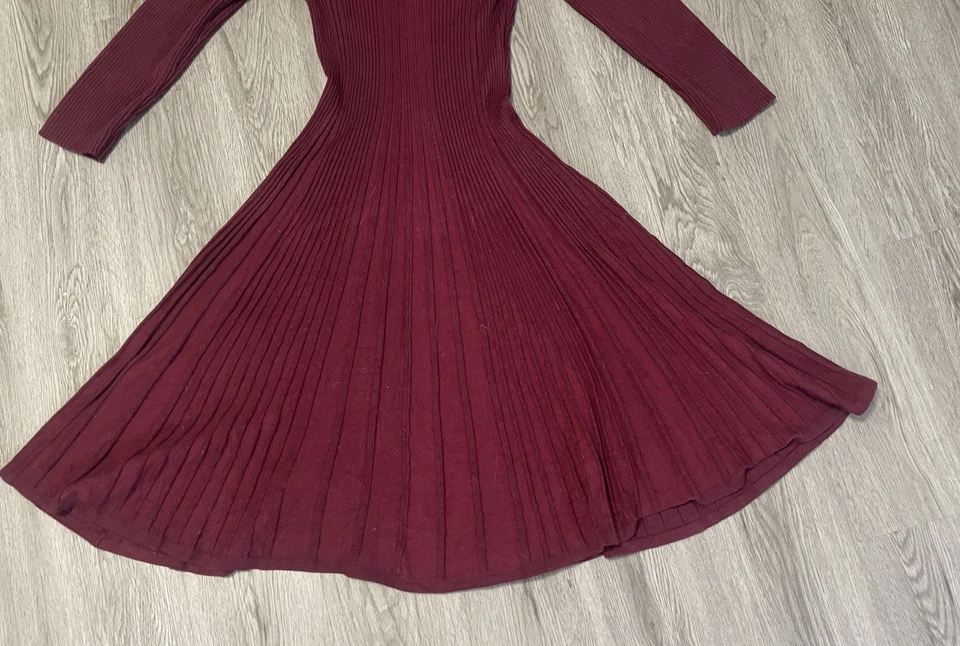Vestido Suéter Midi Patinador Acanalado Borgoña De Colección Acogedor Inspiración Ajuste y Acampanado M Foto 3 de 4