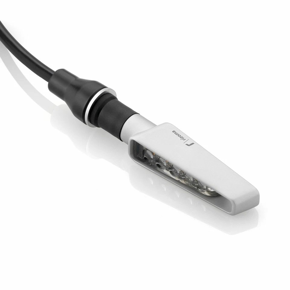 RIZOMA FR130A FRONT SEQUENTIAL LED ARROWS VISION MV AGUSTA F3 675 2013 13 - Image 3 of 4