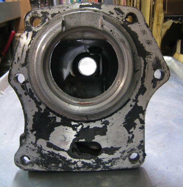 GM NP 833 Tail Housing NP440 A833 Transmission G10 VAN MY6 4 speed