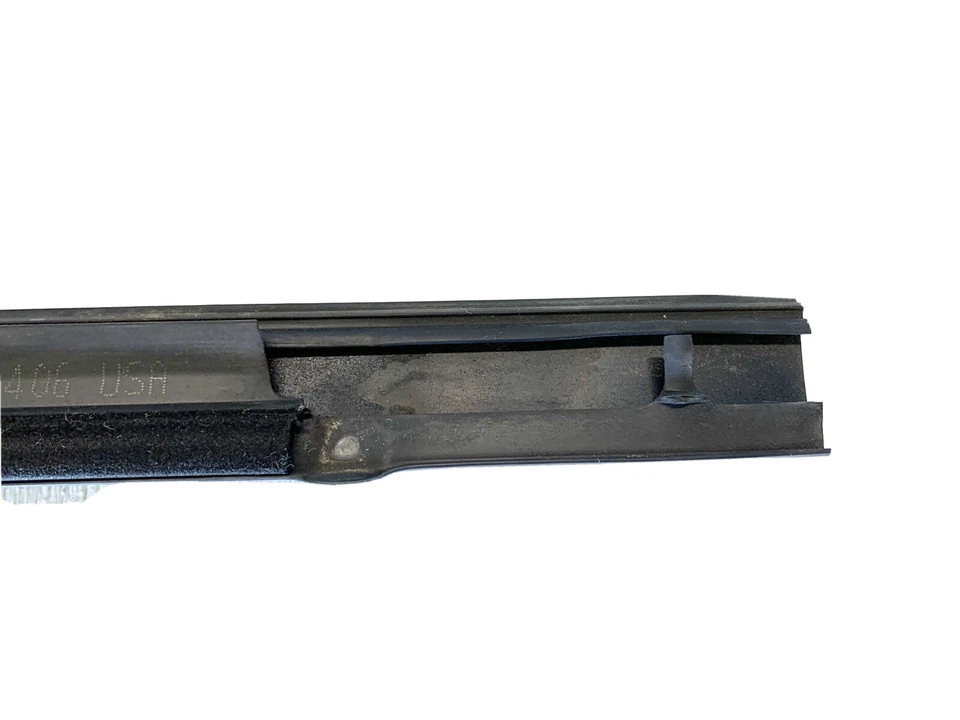 Puerta resistente a la intemperie OEM GMC Envoy 2002-2009 correa trasera derecha moldura Trailblazer Foto 4 de 4