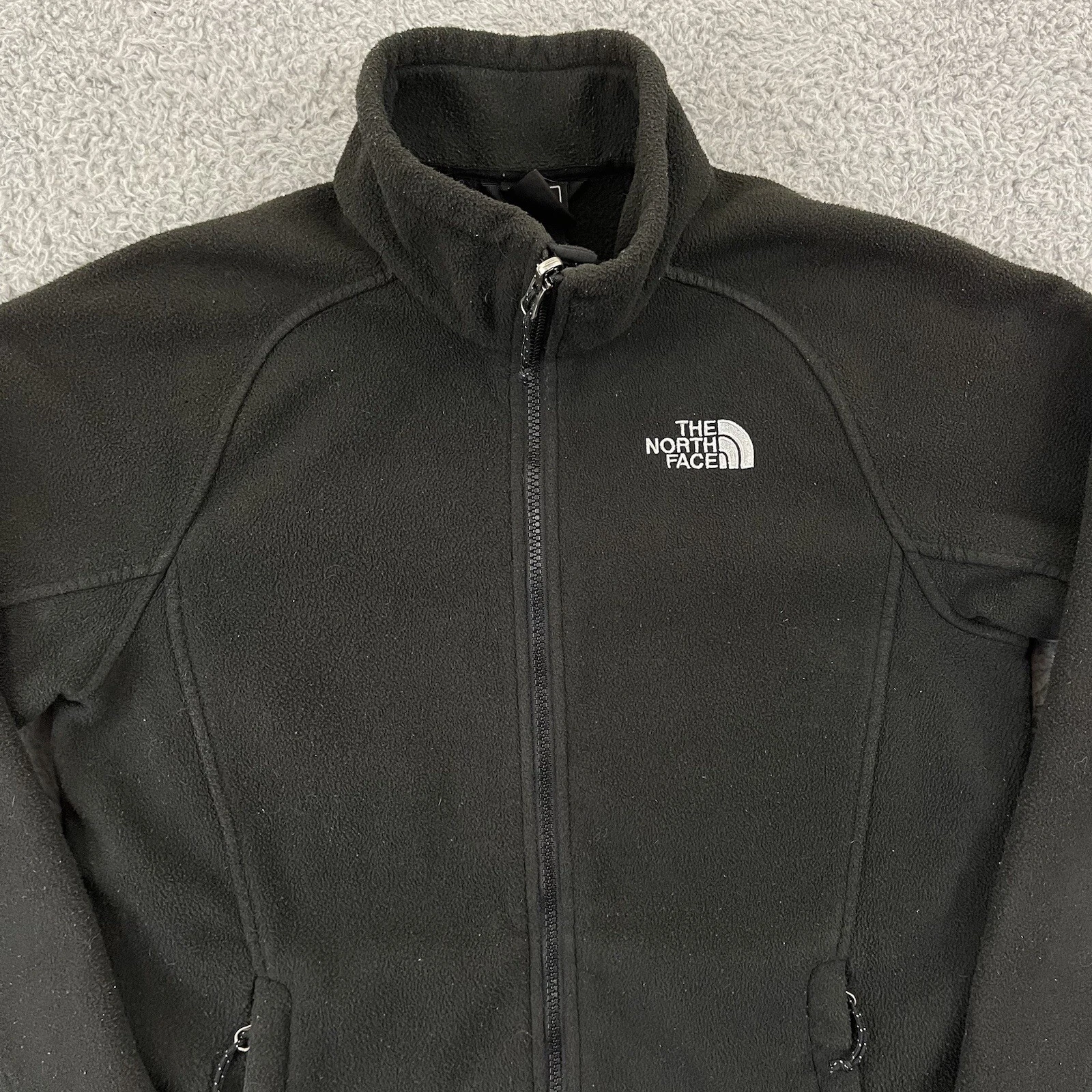 north-face zip fleece pockets ski snow active outdoor jacket
