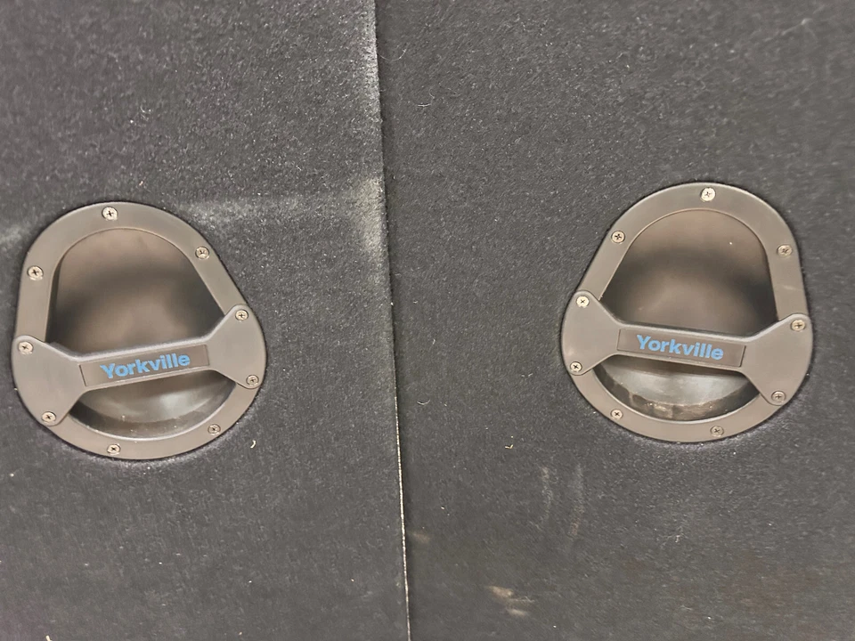 Yorkville Y253 Dual 15" Full Range Passive Speakers PAIR 400 Watts - Image 2 of 4