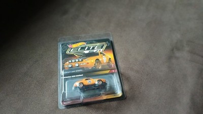 Hot Wheels Elite 64 Porsche 928 Safari Real Riders 1:64 Modellauto