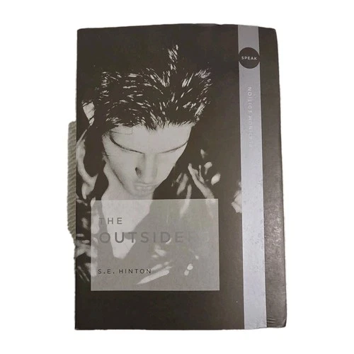 The Outsiders - Paperback By S. E. Hinton - GOOD