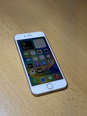 Apple iPhone 8 64GB Silber, 4,7 Zoll, LTE, iOS, NFC, Bluetooth, WLAN