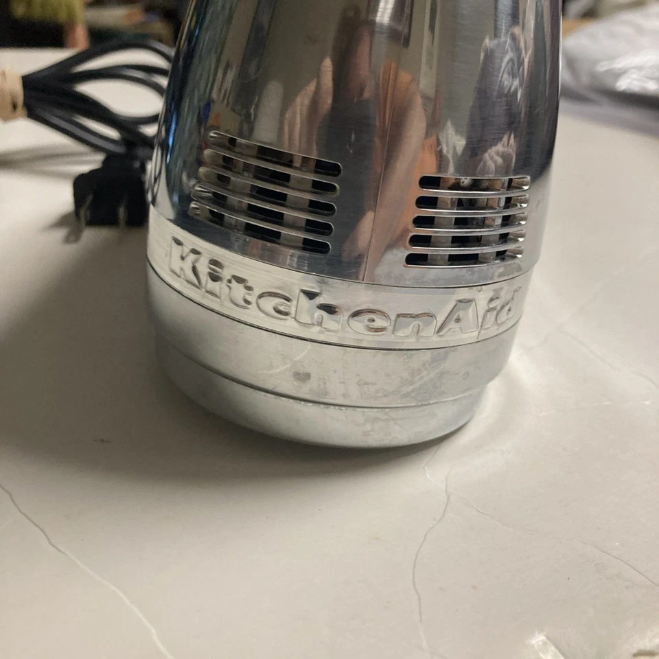 9-скоростной профессиональный ручной миксер Kitchenaid KHM920BD0 хром черный без насадок - Изображение 3 из 4