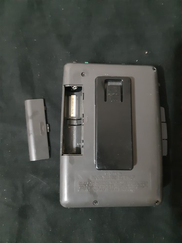 Lettore cassette Panasonic RQ-V162 testato - Foto 3 di 4