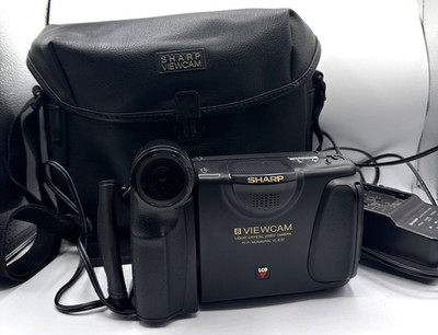 Sharp Viewcam VL-E37U 8mm Camcorder w/ AC Adapter Remote Case Powers On Untested