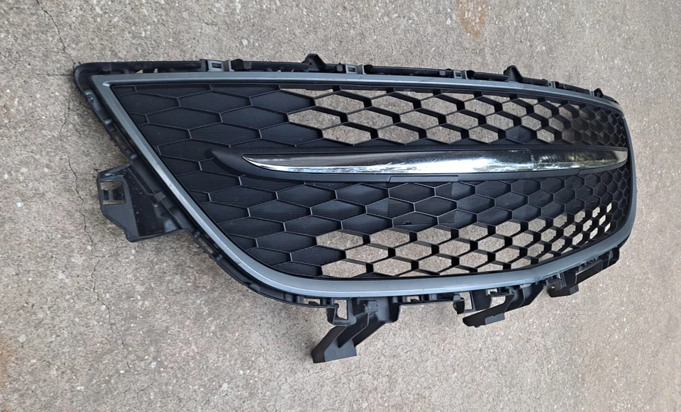 2010 2011 2012 Mazda CX9 CX-9 Front Grille Lower  Black & Chrome  Foto 2 de 4