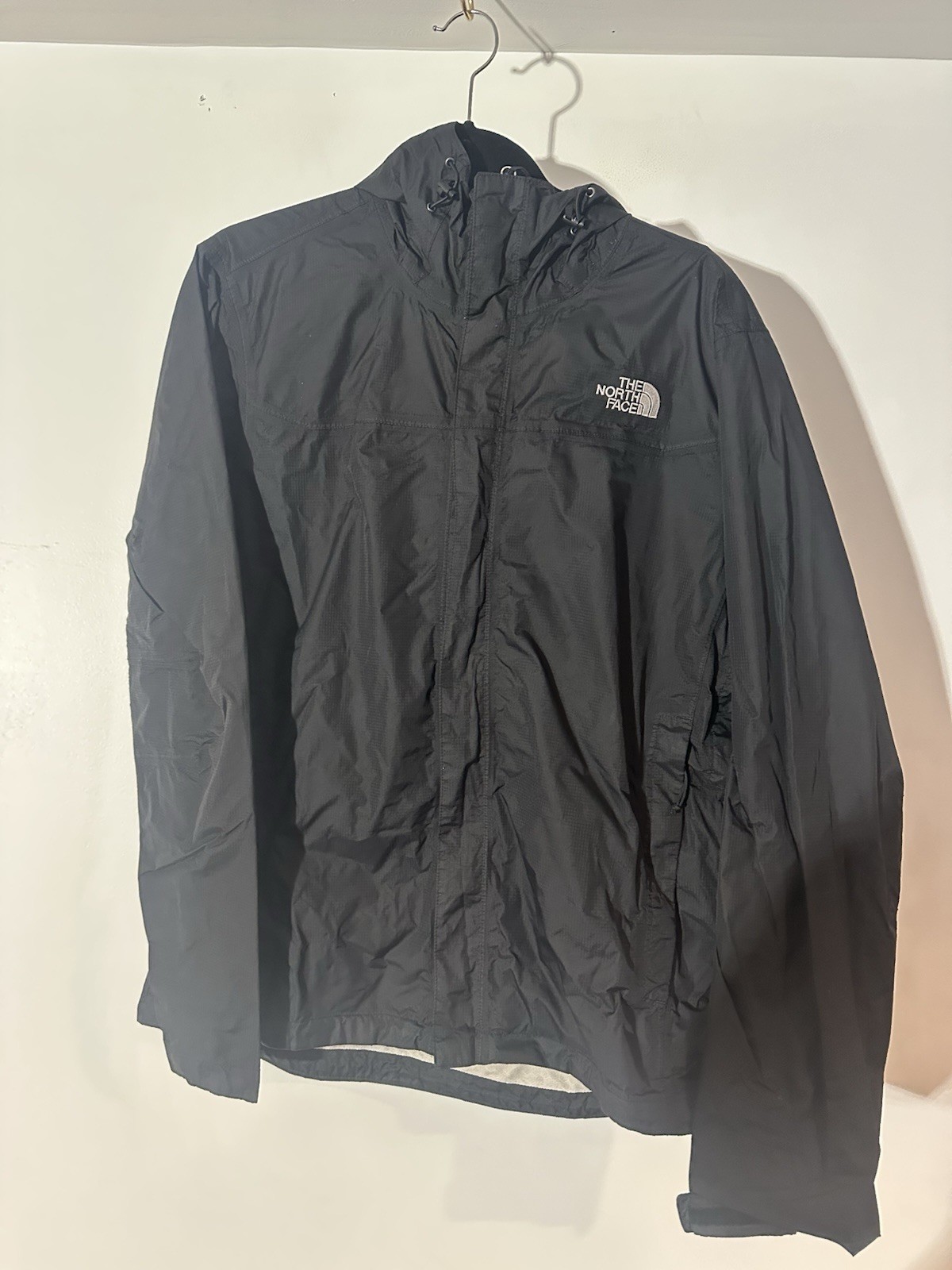 The North Face Black Solid Jacket Zip Hooded Regu… - image 1