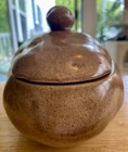 Vintage Atlantic Pottery Mold Ceramic Potato Casserole Serving Dish with Lid 10" — photo 3