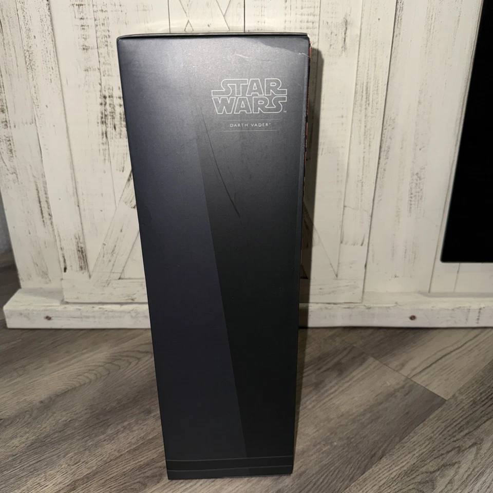 SIDESHOW COLLECTIBLES STAR WARS DARTH VADER  1/6 SCALE FIGURE 2016 - Image 3 of 4