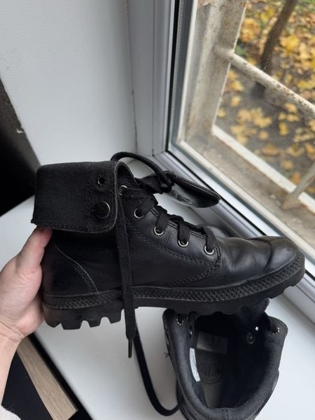 Women Palladium Boots Black