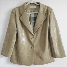 High Long Fan Women's Green Jacket Size S New With Tag