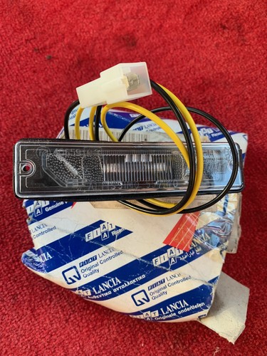 Original Fiat Panda 4x2 Bj. 85 - 03 Kennzeichenleuchte 7535841 neu