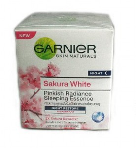sakura white night cream