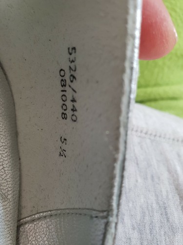 Ladies DANCE STEPS by EQUITY dance Shoes SILVER METALLIC LEATHER SOLE SIZE 5.5UK - Picture 8 of 12