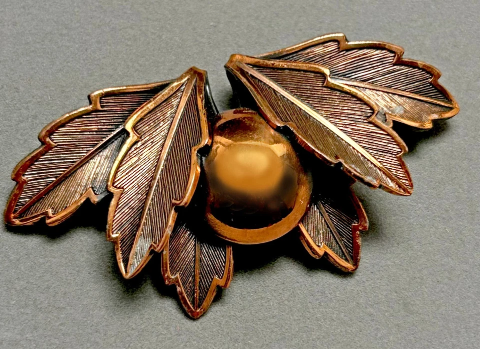 Broche vintage de cobre macizo hojas y bayas bola pasador trasero 2,25" J35 Foto 2 de 4