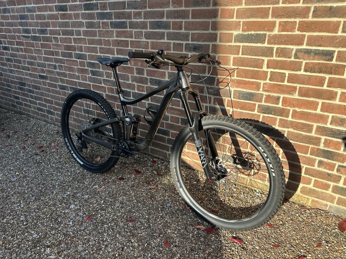 2022 USED ONCE Giant Reign 29er Endero Mounrtain Bike MTB Shimano