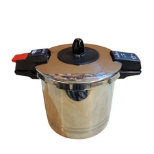 Pressure Cooker Pot Magefesa Rapid II Super-Fast 8 qt 18/10 Stainless Steel Open