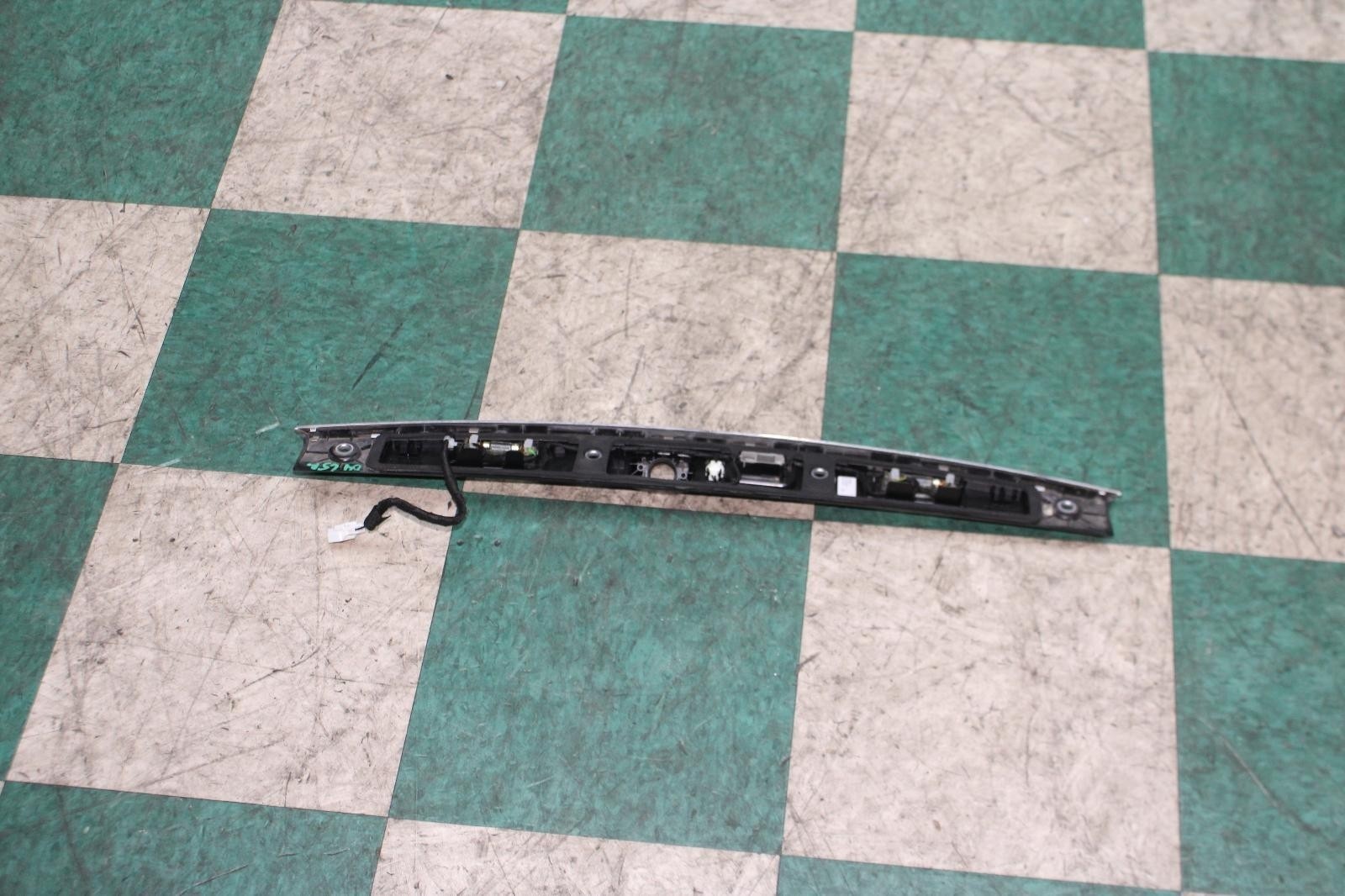 14-22 Quattroporte Rear End Chrom Finish Panel Trim Plate Light Unit Factory OEM
