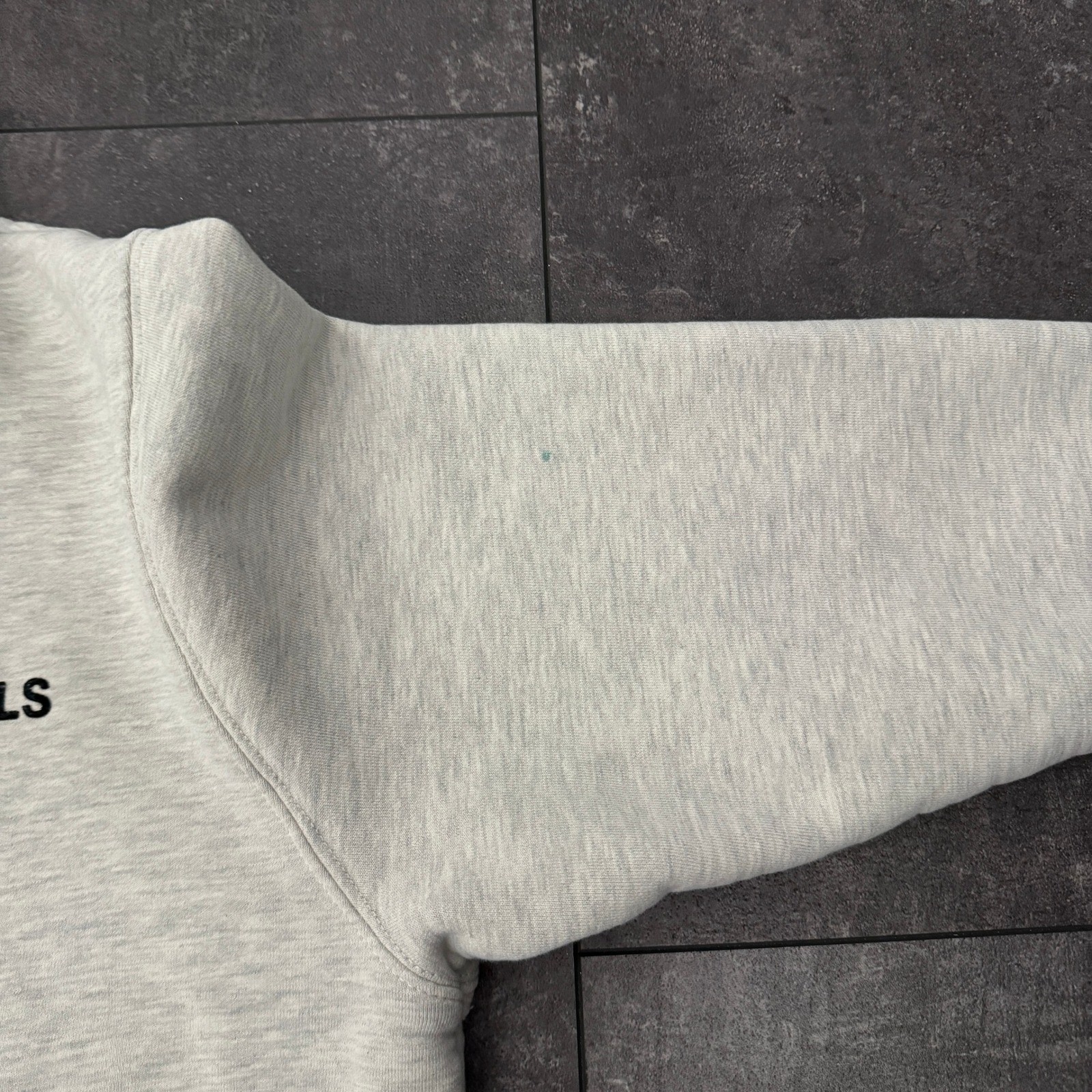 Fear of God Essentials Hoodie Heather Oatmeal Grey XS Small Logo Pullover thumbnail 7