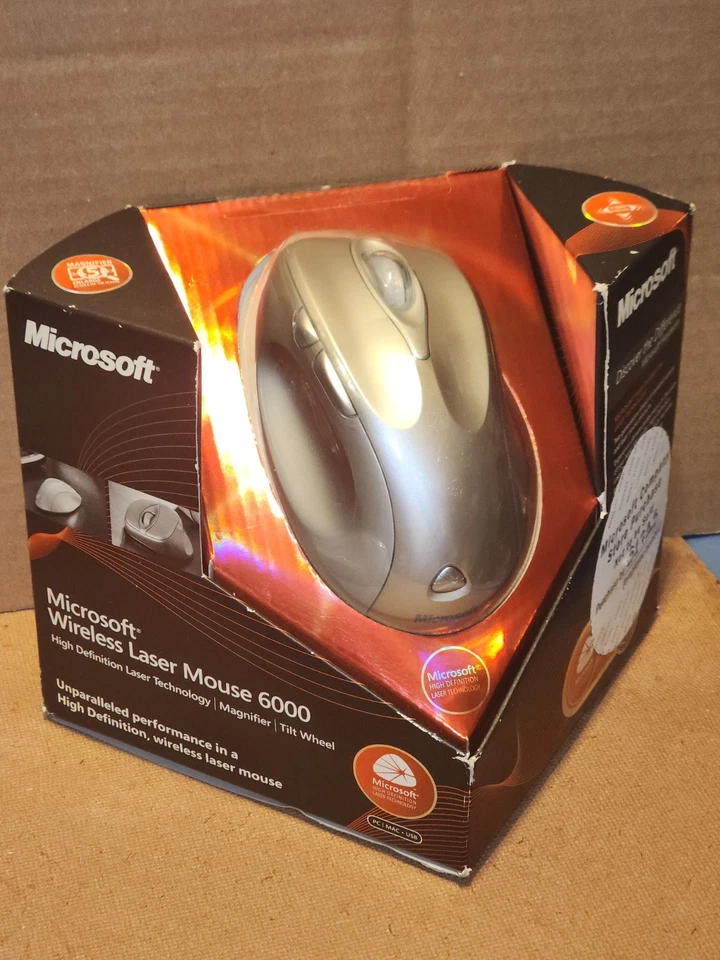NEW/SEALED Microsoft Wireless Laser Mouse 6000 Mac/Win USB X11-41345 5-Button - Image 2 of 4