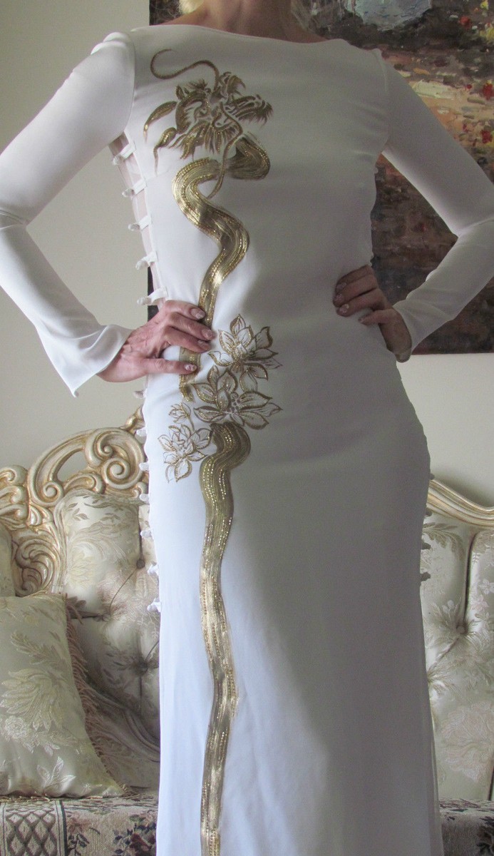 EMILIO PUCCI White&Gold Artistic Dragon Design,Long dress It 40,US 4-6/XS-S,UK 8 | eBay EMILIO PUCCI White&Gold Artistic Dragon Design,Long dress It 40,US 4-6/XS-S,UK 8 | eBay