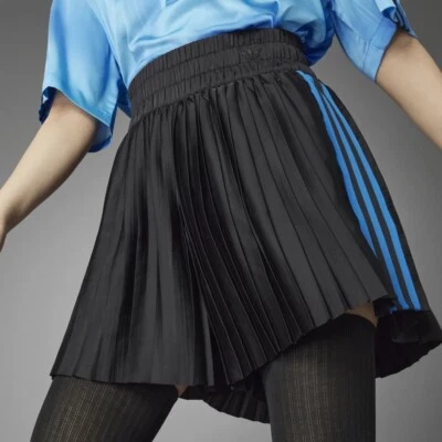 Adidas Shorts Plissés Bleu, Version - Photo 1/4