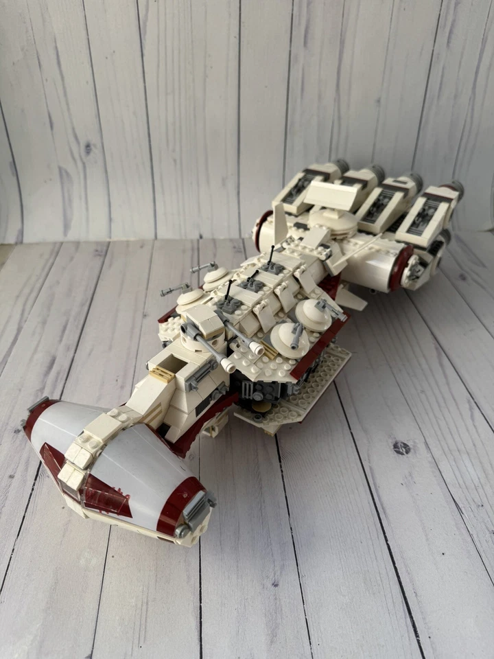 Lego # 10198 ~ Star Wars: Tantive IV Anniversary Special Edition Blockade Runner - Image 3 of 4