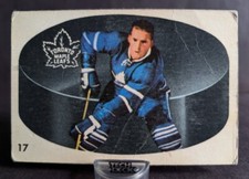 1962-63 Parkhurst Larry Hillman #17 Toronto Maple Leafs vintage hockey