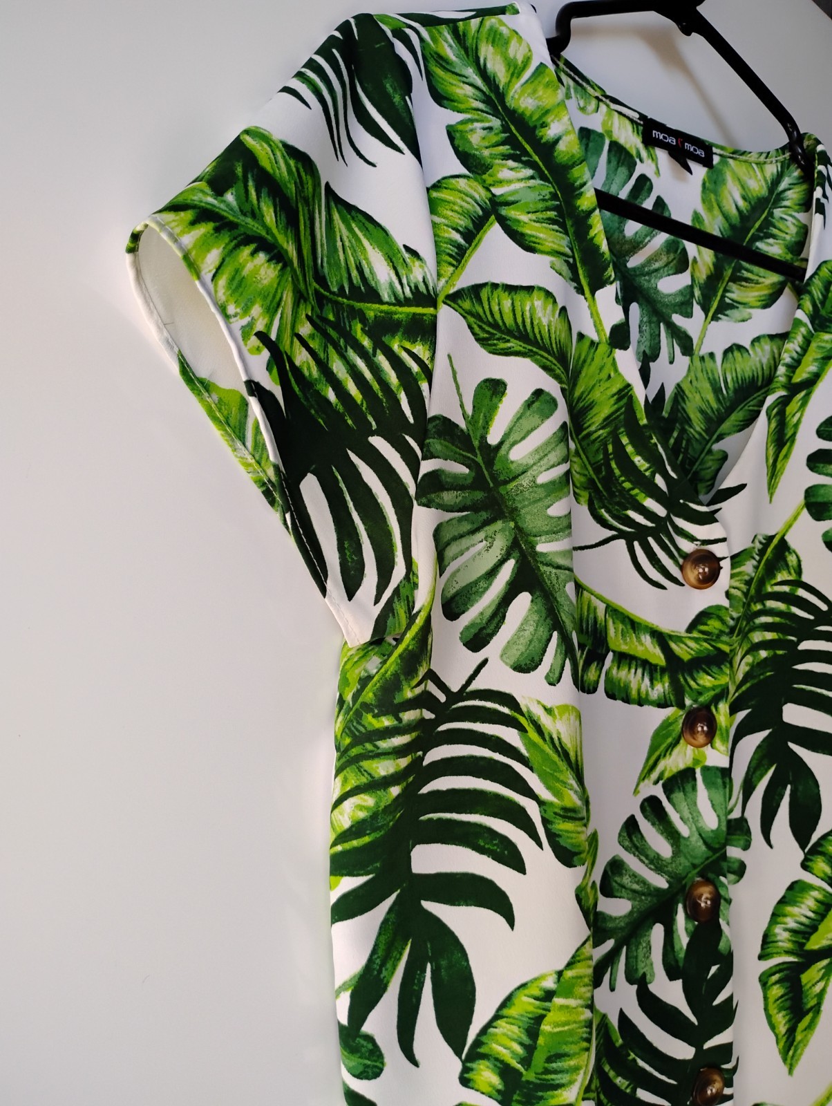 MOA MOA Women's Green Leaf pattern Lightweight Bu… - image 6