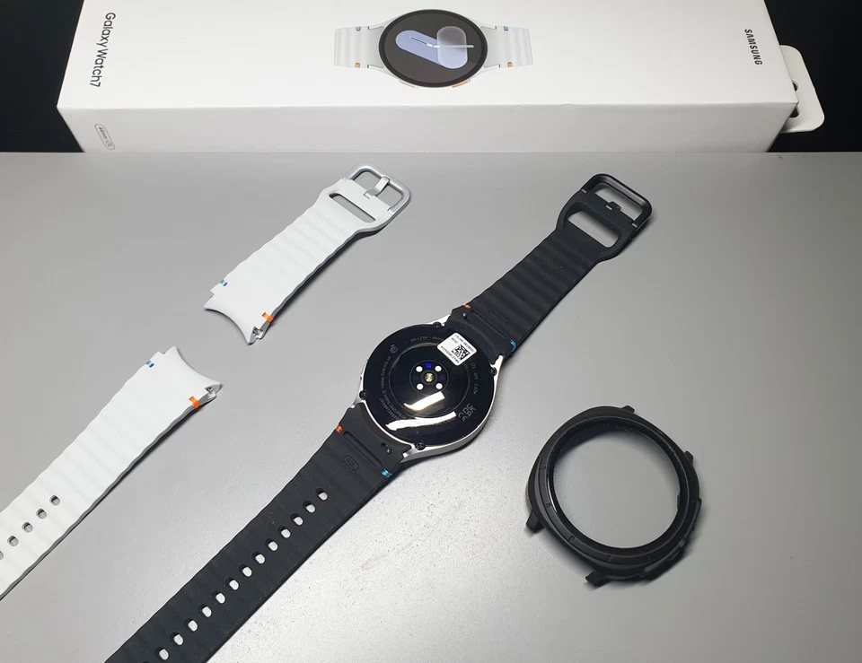 PERFETTO Samsung Galaxy Watch 7 LTE 44mm Cellular LTE Argento IN GARANZIA - Image 3 of 3