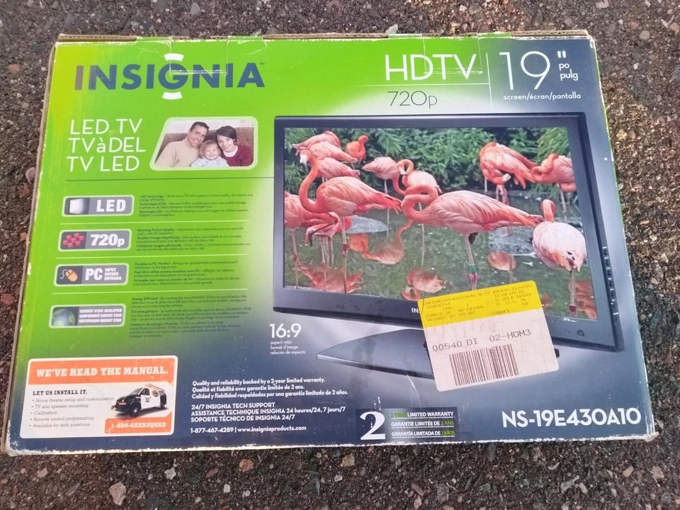 19 in tv with remote - Image 2 of 4