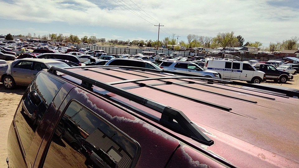 Portaequipajes GMC Yukon 1999 barras transversales solo techo OEM Foto 4 de 4