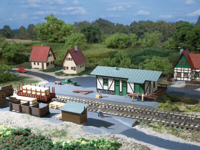 Freight station with sheds N Gauge Auhagen 14451