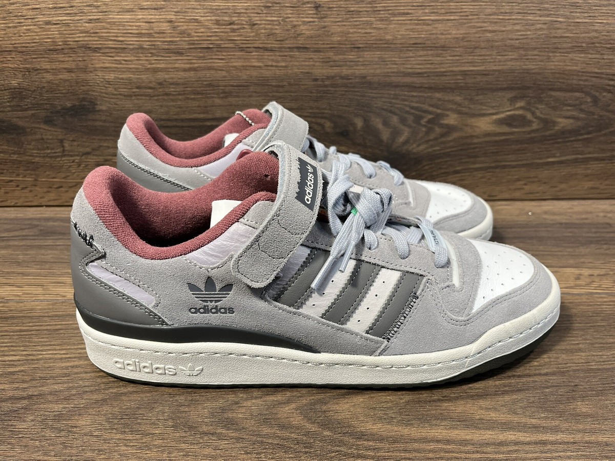 adidas originals FORUM HOME ALONE スニーカー adidas Originals Rings in the Holiday Season with the 'Home