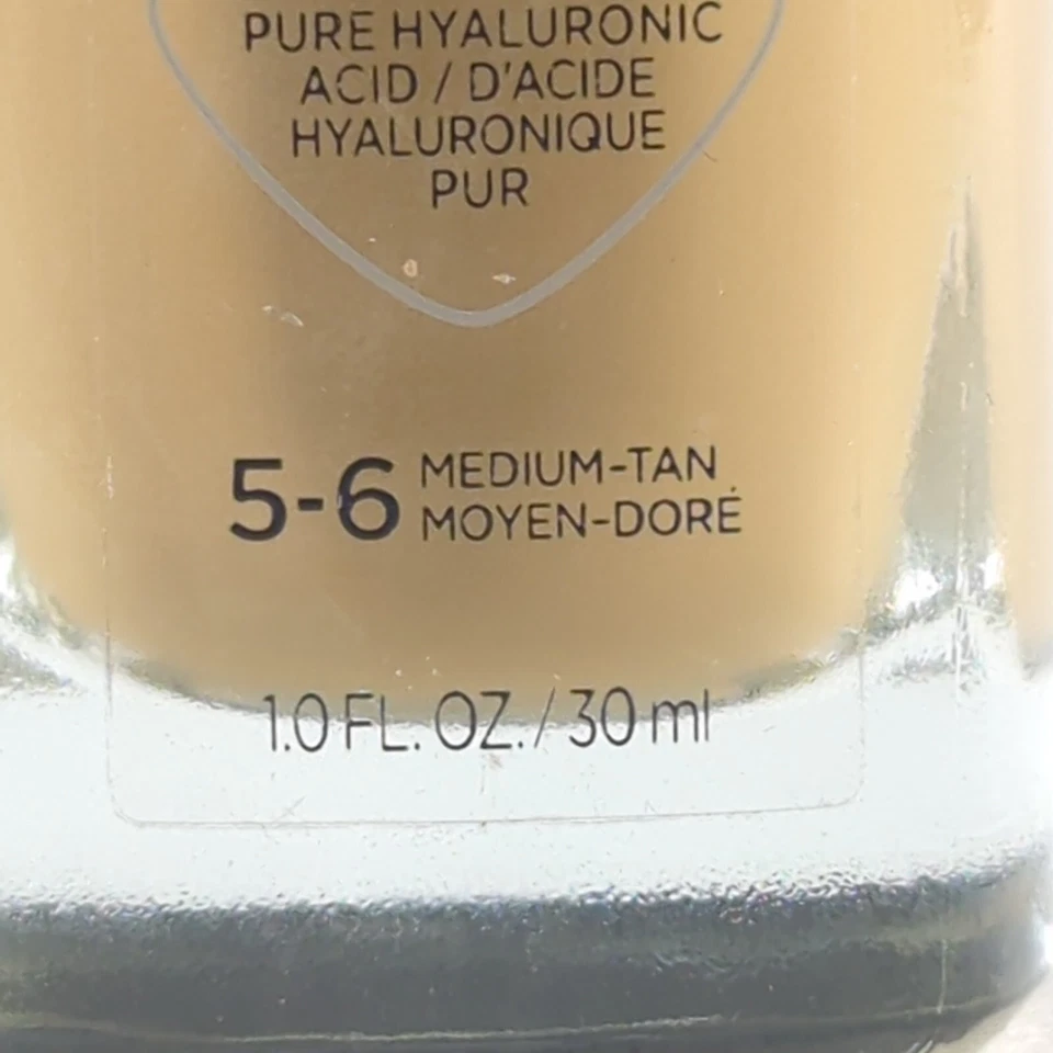 Suero tintado hilaurónico desnudo L'Oreal True Match "5-6 BRONCEADO MEDIO" completo 1 OZ Foto 3 de 4