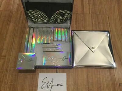 selena la reina makeup bolsa