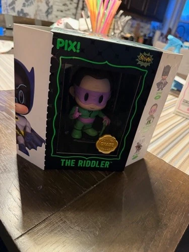 NEW Thrill Joy PIX! Batman 66 The Riddler CHASE Limited Edition RARE !!!!