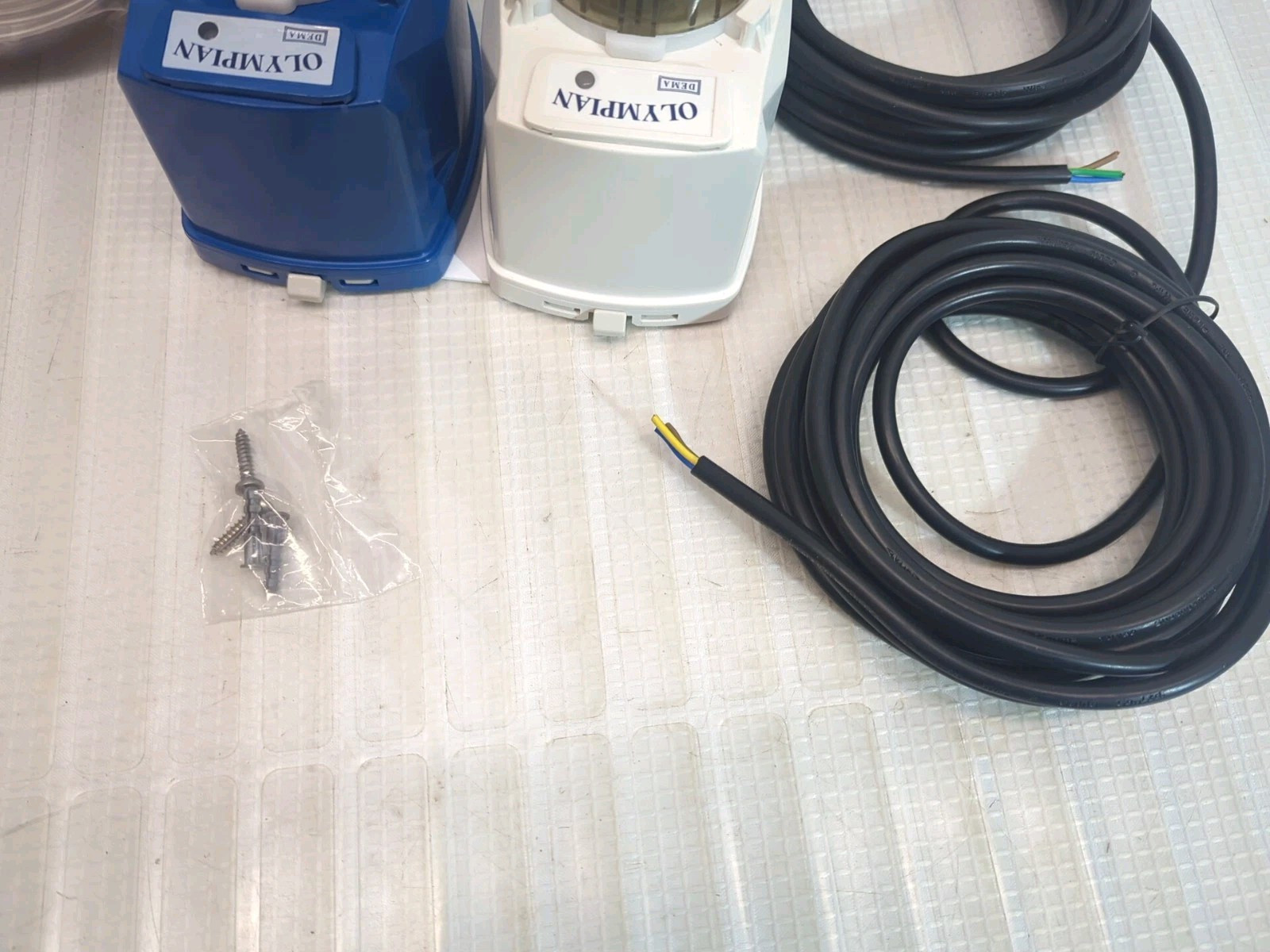 DEMA OLYMPIAN WAREWASH  RINSE AND SANITIZER Dispenser CONTROL PUMP 00.PRDV AS IS