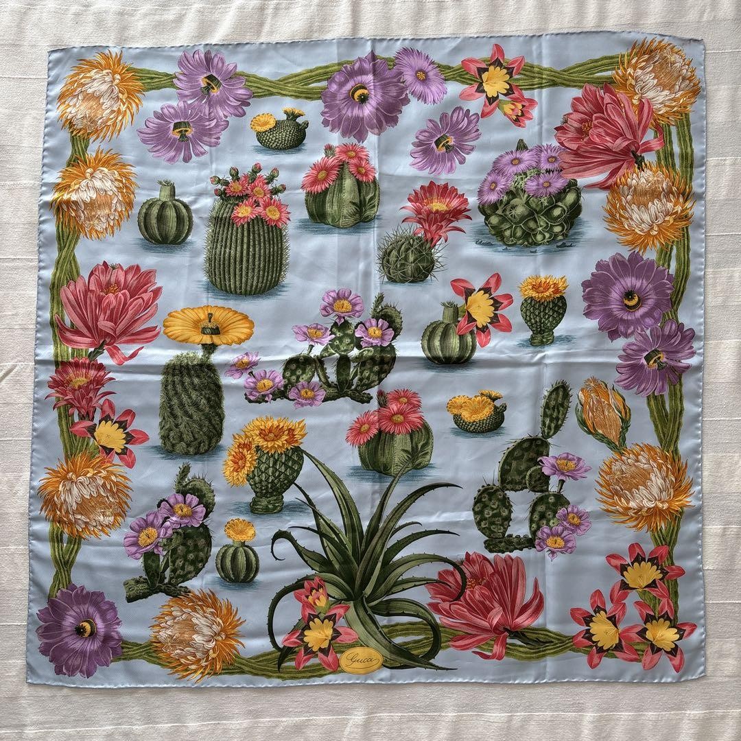 Gucci Silk Scarf with Cactus Floral Design Made in Italy