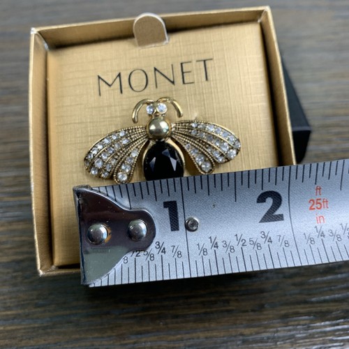 Monet Brosche goldfarben Metall Biene Anstecknadel schwarz Insekt facettiert Strass Motte - Bild 6 von 8