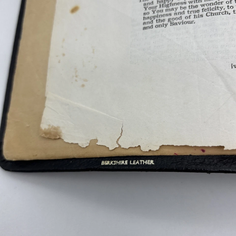 Cambridge Wide Margin KJV Holy Bible Concordance Black Berkshire Leather Worn - image 4 of 4