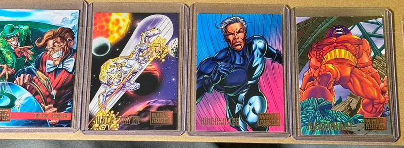 MARVEL VS DC Lot of 4 Riddler/Quicksilver Surfer 1995 Skybox- Juggernaut 
