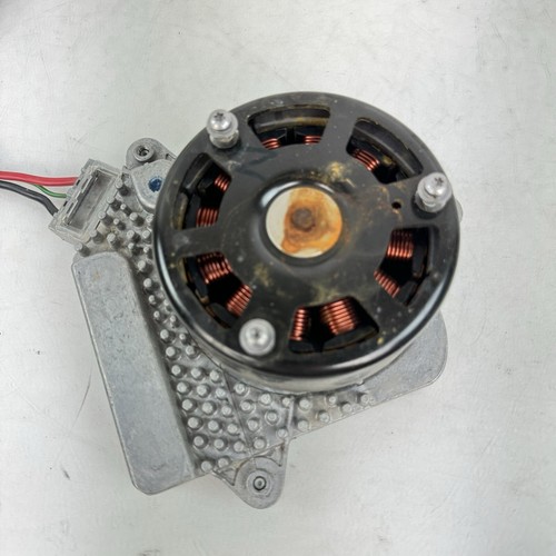 BMW 328I 428I F30 2012 2013 2014 2015 2016 Radiator Cooling Fan Motor OEM - Picture 2 of 8